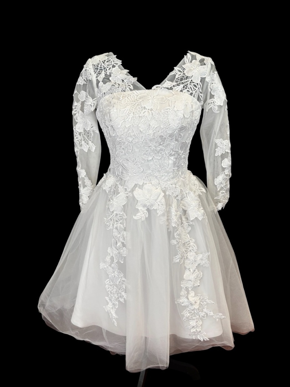 Elegant White Lace Tea Length A-line Mini Wedding Dress NWOT - Picture 2 of 7